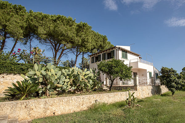 Sizilien Ferienhaus mit Pool Villa Gialla